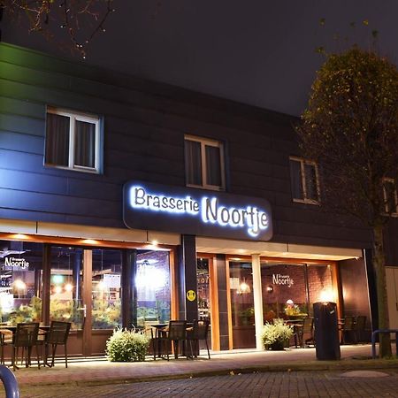 Hotel Rozenburg Екстериор снимка