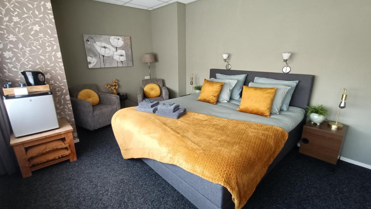 Hotel Rozenburg Екстериор снимка