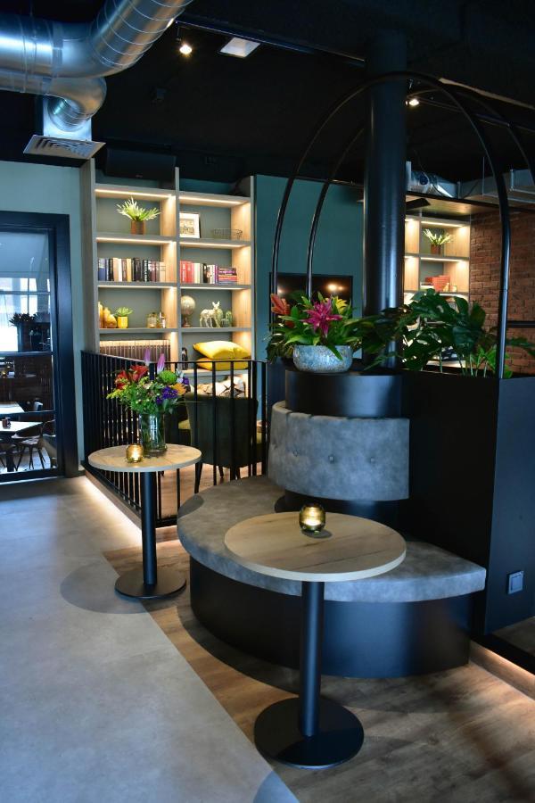 Hotel Rozenburg Екстериор снимка