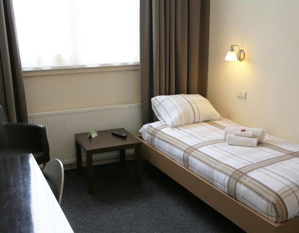 Hotel Rozenburg Екстериор снимка
