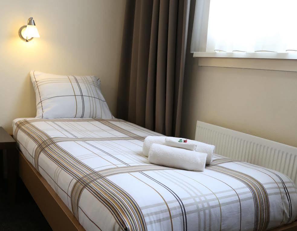 Hotel Rozenburg Екстериор снимка