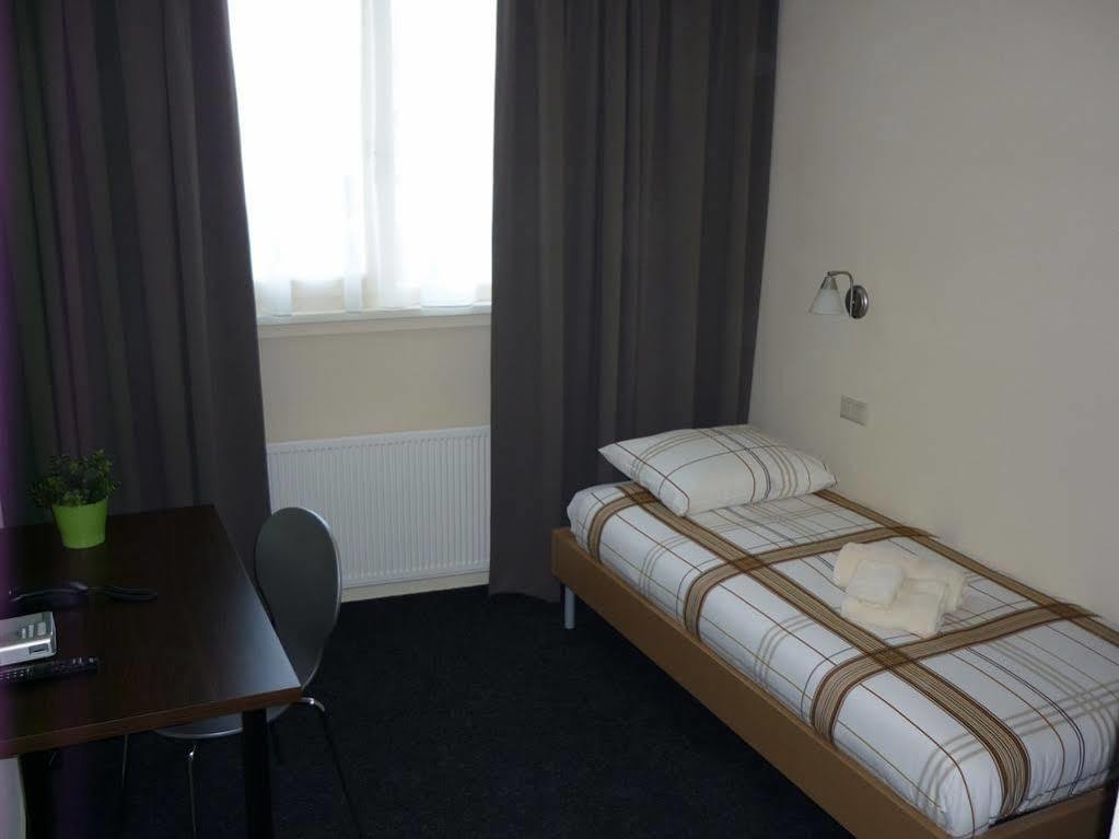 Hotel Rozenburg Екстериор снимка
